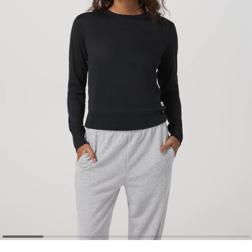 Woman’s crew neck